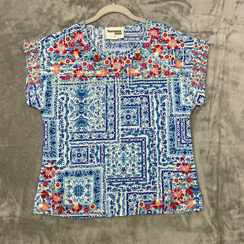 Savanna Jane Sz S Embroidered Floral Boho Tunic Top Blouse Blue Tile Print NWOT